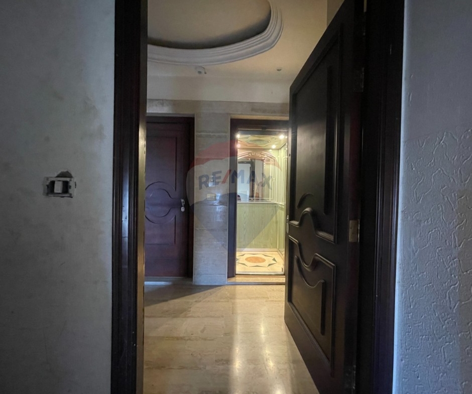 R9-3895 Furnished Apartment for Rent in Dam wel Farez – Tripoli, 300 m²شقة مفروشة للإيجار في الضم والفرز – طرابلس، 300 م² — Photo 2 of 28