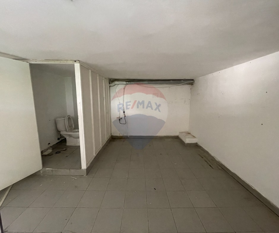 R9-3901 ثلاثة محلات للبيع في ميتَن – طرابلس، 150 م²، طابقان، 3 واجهات — الصورة 11 من 12