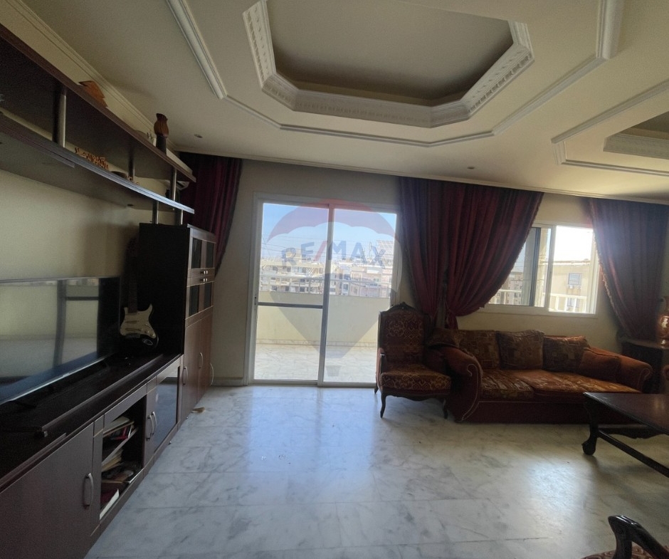 R9-3895 Furnished Apartment for Rent in Dam wel Farez – Tripoli, 300 m²شقة مفروشة للإيجار في الضم والفرز – طرابلس، 300 م² — Photo 26 of 28