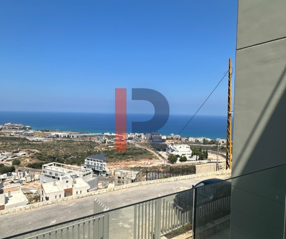 R9-3875 فيلا للبيع في البلمند – الكورة، 240 م²، إطلالة بحرية وجبلية — الصورة 12 من 30