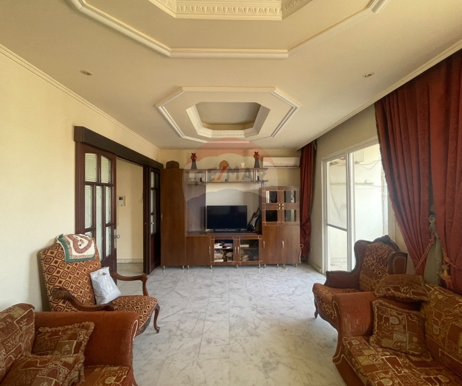 R9-3876 Apartment for Sale in Dam W Farez – Tripoli, 300 m², 10th Floor, Fully Furnishedشقة للبيع في ضم وفرز – طرابلس، 300 م²، الطابق العاشر، مفروشة بالكامل — Photo 16 of 27