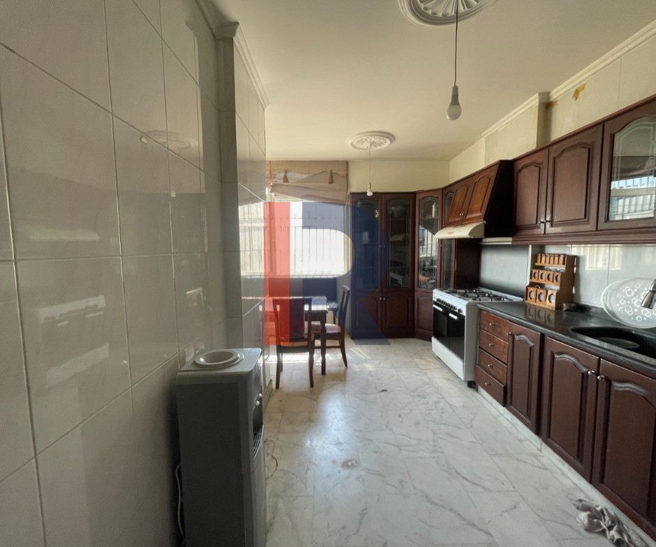 R9-3895 Furnished Apartment for Rent in Dam wel Farez – Tripoli, 300 m²شقة مفروشة للإيجار في الضم والفرز – طرابلس، 300 م² — Photo 13 of 28