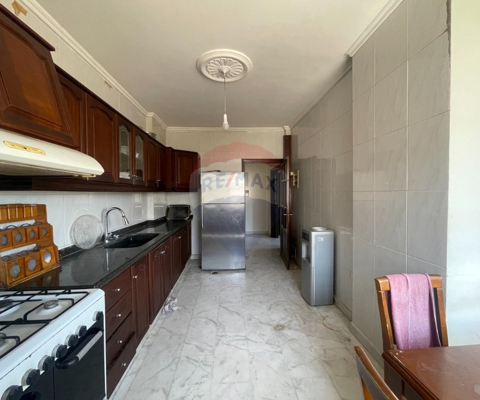 R9-3895 Furnished Apartment for Rent in Dam wel Farez – Tripoli, 300 m²شقة مفروشة للإيجار في الضم والفرز – طرابلس، 300 م² — Photo 14 of 28