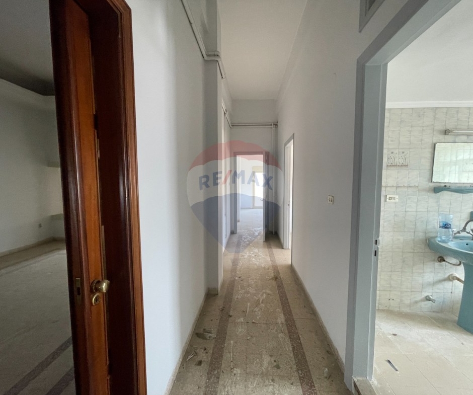R9-3904 شقة للبيع في أبو سمرا – قرب قلعة طرابلس، 350 م² — الصورة 12 من 28
