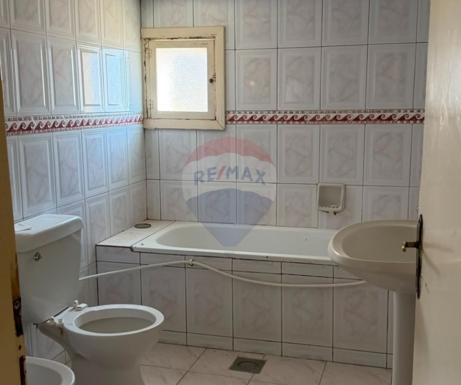R9-3823 Apartment for Rent in Bakhoun – Danniyeh, 140 m²شقة للإيجار في بخعون – الضنية، 140 م² — Photo 2 of 6