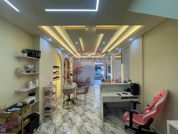 R9-3878 محل للبيع في شارع جميل عدرا – طرابلس، 64 م² — الصورة 2 من 9
