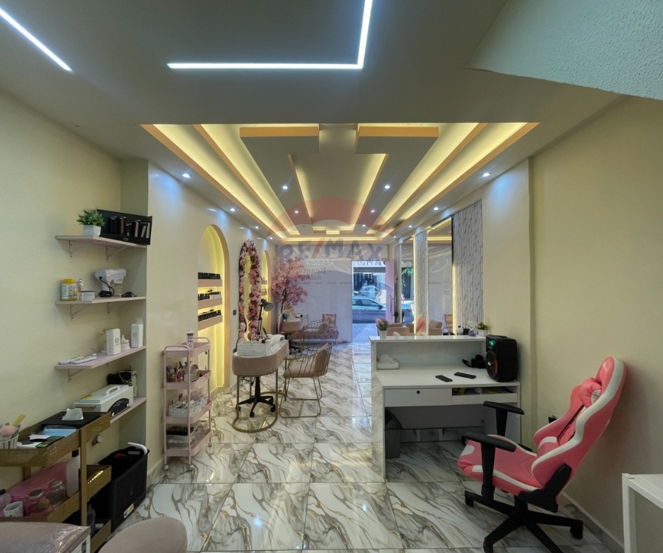 R9-3878 محل للبيع في شارع جميل عدرا – طرابلس، 64 م² — الصورة 2 من 9