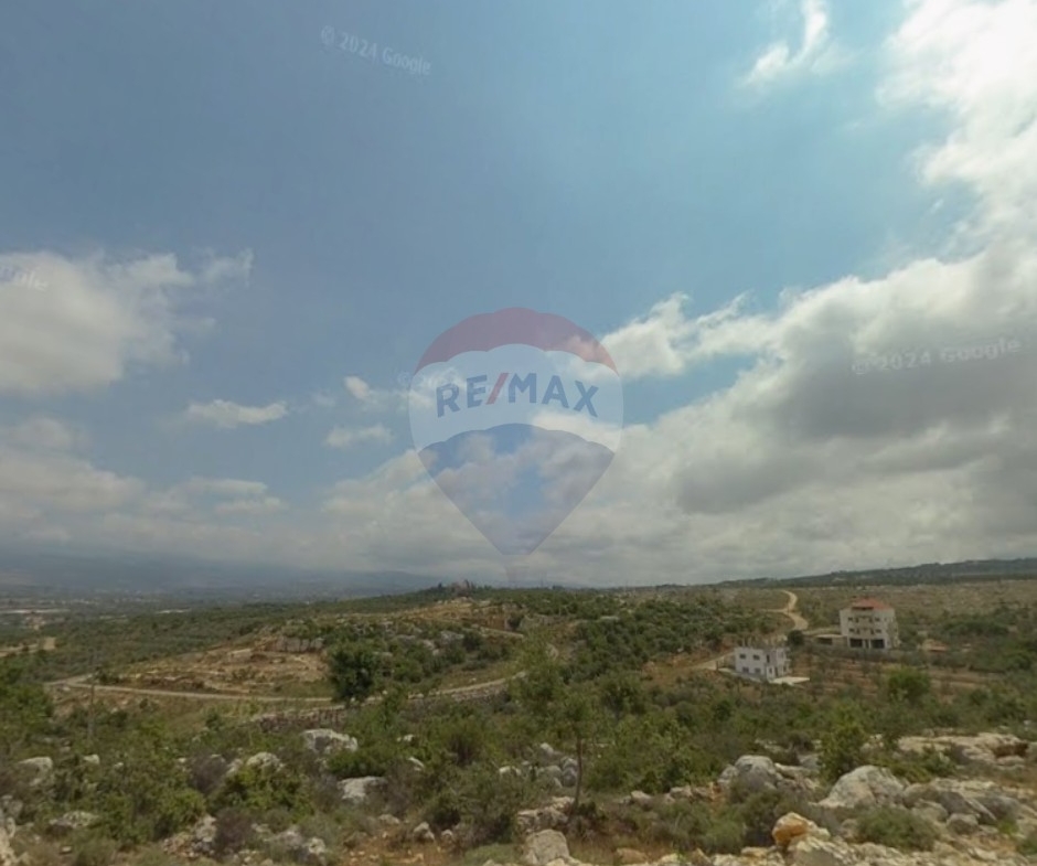 R9-3891 Land for Sale in Nakhleh – Koura, 1580 m², Zoning 20/40 أرض للبيع في نخلة – الكورة، 1580 م²، تنظيم 20/40 — Photo 4 of 4