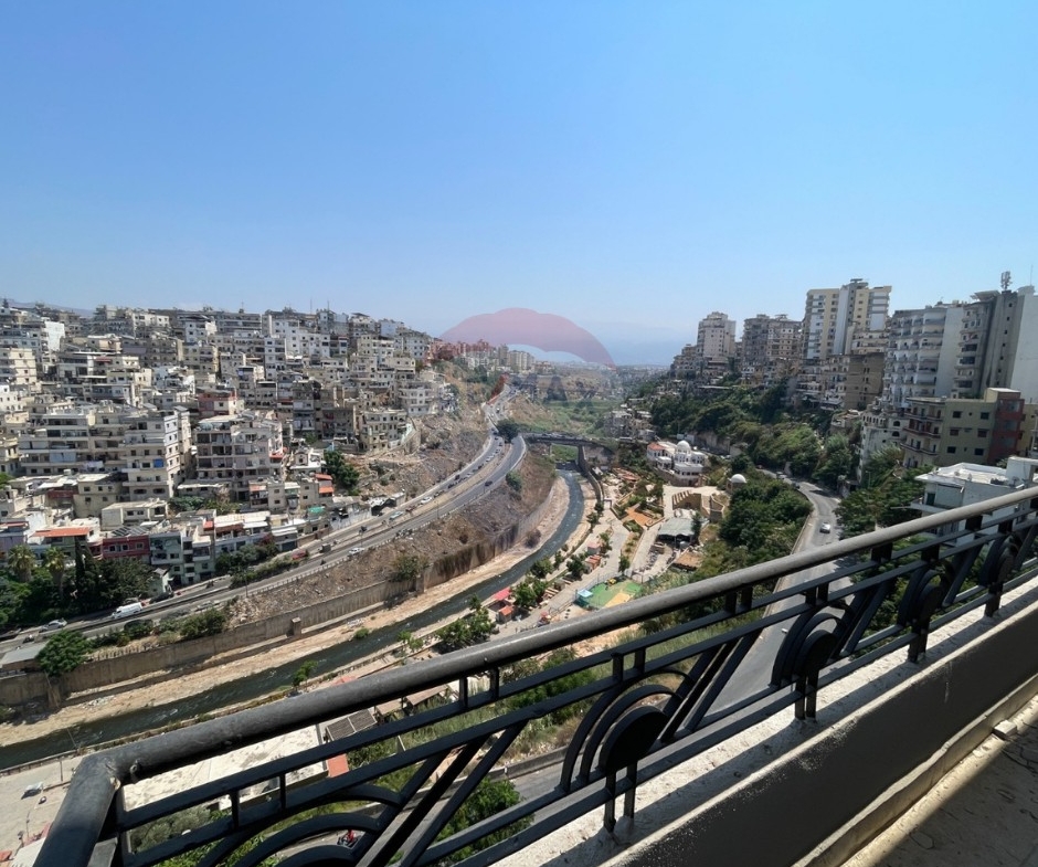 R9-3904 شقة للبيع في أبو سمرا – قرب قلعة طرابلس، 350 م² — الصورة 21 من 28