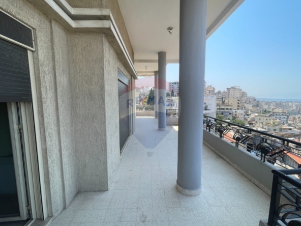 R9-3899 شقة للبيع في أبو سمرا – قرب قلعة طرابلس، 350 م² — الصورة 3 من 30