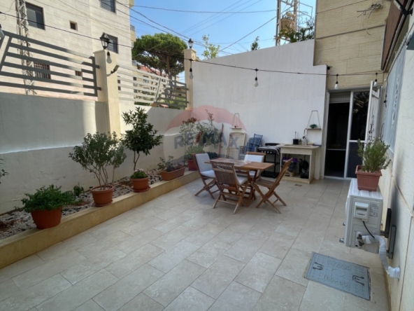R9-3826 Furnished Apartment for Sale in Nakhleh – Koura, 140 m² + 40 m² Gardenشقة مفروشة للبيع في نخلة – الكورة، 140 م² + حديقة 40 م² — Photo 3 of 14
