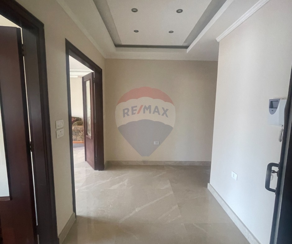R9-3846  Apartment for Rent in Dam W Farez – Tripoli, 220 m² شقة للإيجار في ضم وفرز – طرابلس، 220 م² — Photo 3 of 16