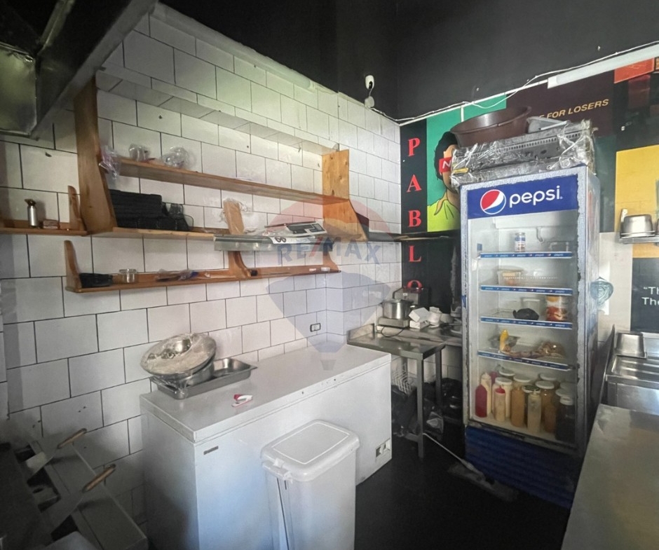 R9-3851 Running Burger Business – Maarad Street, Tripoli, Famous Brand, Equipment, Social Media, Brand Price $17,000مشروع براند برغر قائم – شارع المعرض طرابلس، معدات كاملة، حضور قوي على إنستغرام، سعر العلامة 17,000 دولار — Photo 8 of 10