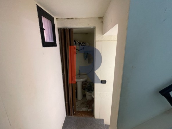 R9-3878 محل للبيع في شارع جميل عدرا – طرابلس، 64 م² — الصورة 3 من 9