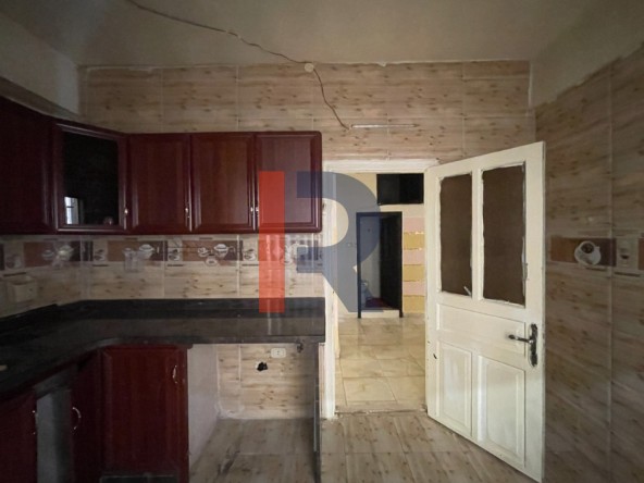 R9-3889 شقة للبيع في أبو سمرا طرابلس – ساحة سعدون، 140 م² — الصورة 3 من 14