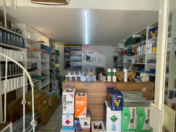 R9-3901 ثلاثة محلات للبيع في ميتَن – طرابلس، 150 م²، طابقان، 3 واجهات — الصورة 3 من 12