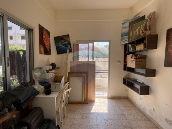 R9-3902 Apartment for Sale in Sahat El Nejme – Tripoli, 120 m²شقة للبيع في ساحة النجمة – طرابلس، 120 م² — Photo 3 of 12