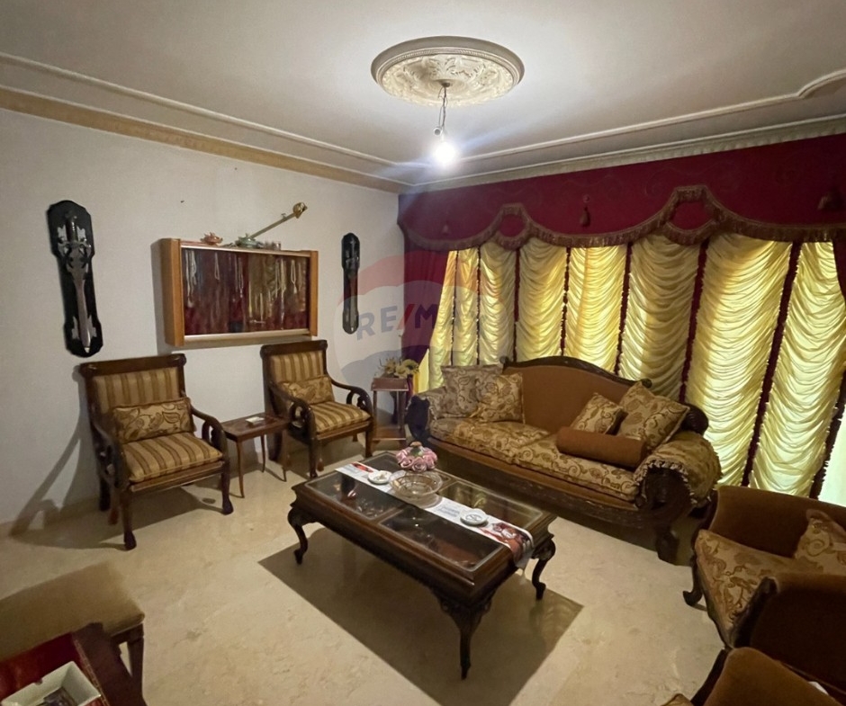 R9-3818 فيلا للبيع في راسمسقا – الكورة، 1,000 م²، إطلالة جبلية — الصورة 33 من 36