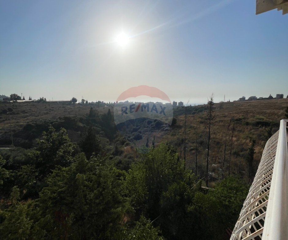 R9-3818 فيلا للبيع في راسمسقا – الكورة، 1,000 م²، إطلالة جبلية — الصورة 35 من 36