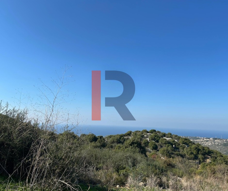 R9-3827 Land for Sale in Aabrine – Batroun, 1,550 m², Sea View — Photo 4 of 8