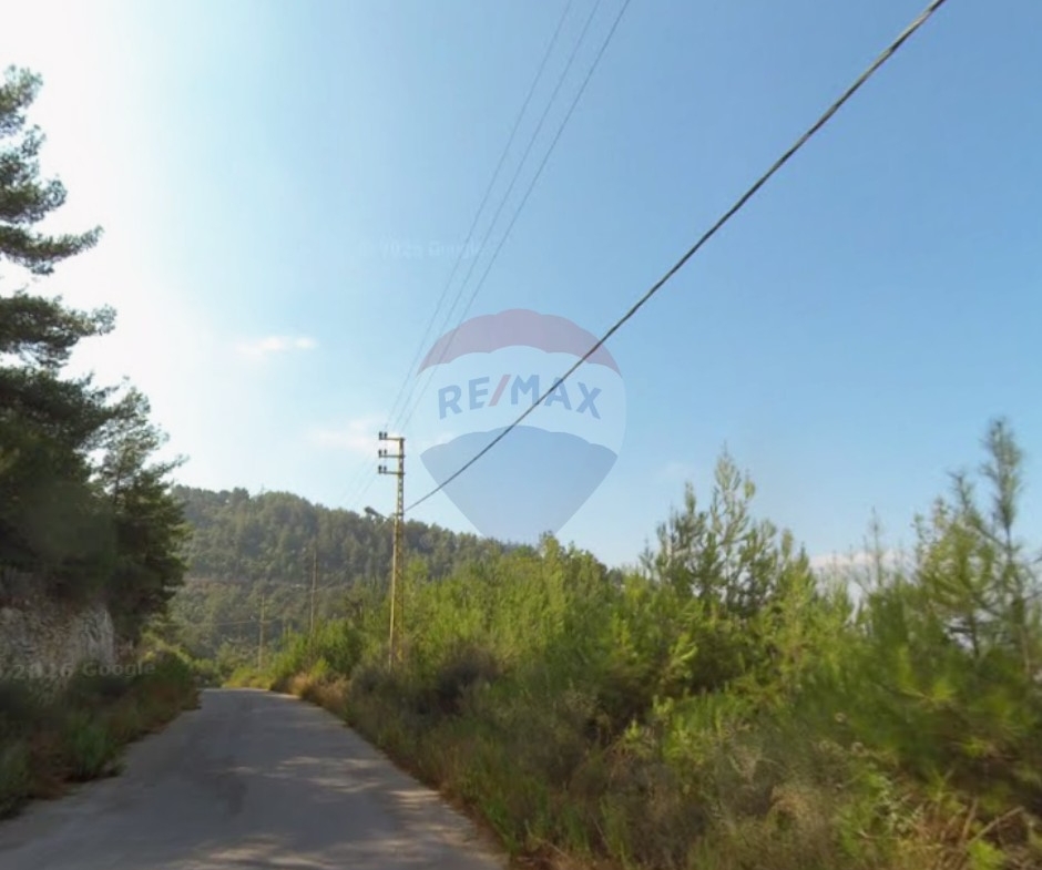 R9-3829 Land for Sale in Keserwan – Mount Lebanon, 1,200 m², Zoning 30/60أرض للبيع في كسروان – جبل لبنان، 1,200 م²، تصنيف 30/60 — Photo 4 of 5