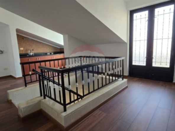R9-3861 Duplex for Sale in Mansouriyeh – Matn, 270 m² + Terrace, Furnished دوبلكس للبيع في المنصورية – المتن، 270 م² + تراس، مفروش — Photo 4 of 7