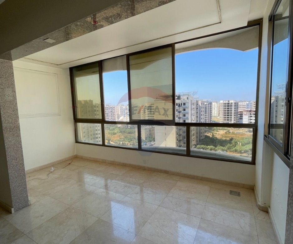 R9-3828 Apartment for Rent in Bahsas Boulevard – Tripoli, 9th Floorشقة للإيجار في بحصاص بوليفارد – طرابلس، الطابق التاسع — Photo 5 of 11