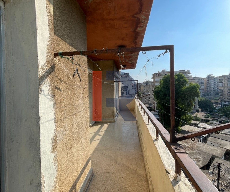 R9-3832 شقة للبيع في باب الرمل – طرابلس، 190 م² — الصورة 5 من 9