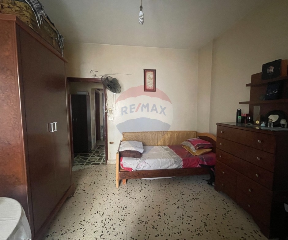 R9-3884 Apartment for Sale in Qobbeh – Tripoli, 140 m²شقة للبيع في القبة – طرابلس، 140 م² — Photo 5 of 11
