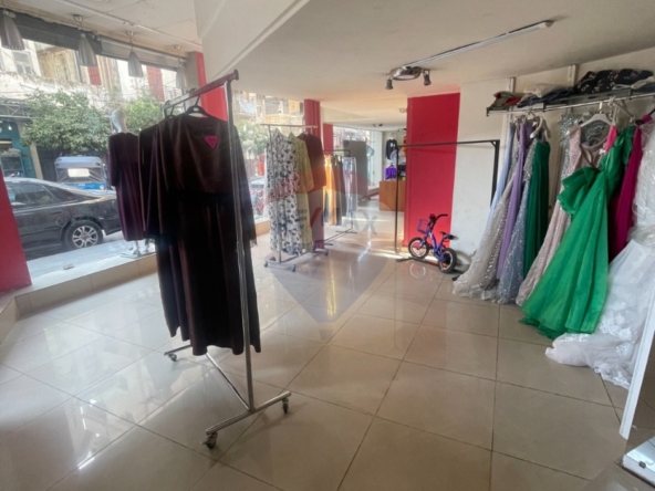 R9-3885  محل للبيع في تل – طرابلس، 230 م²، طابقان، 4 واجهات — الصورة 5 من 11