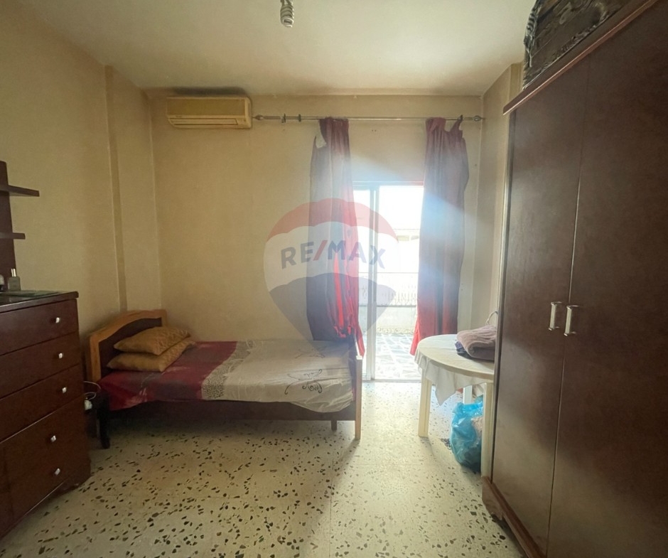 R9-3884 Apartment for Sale in Qobbeh – Tripoli, 140 m²شقة للبيع في القبة – طرابلس، 140 م² — Photo 6 of 11