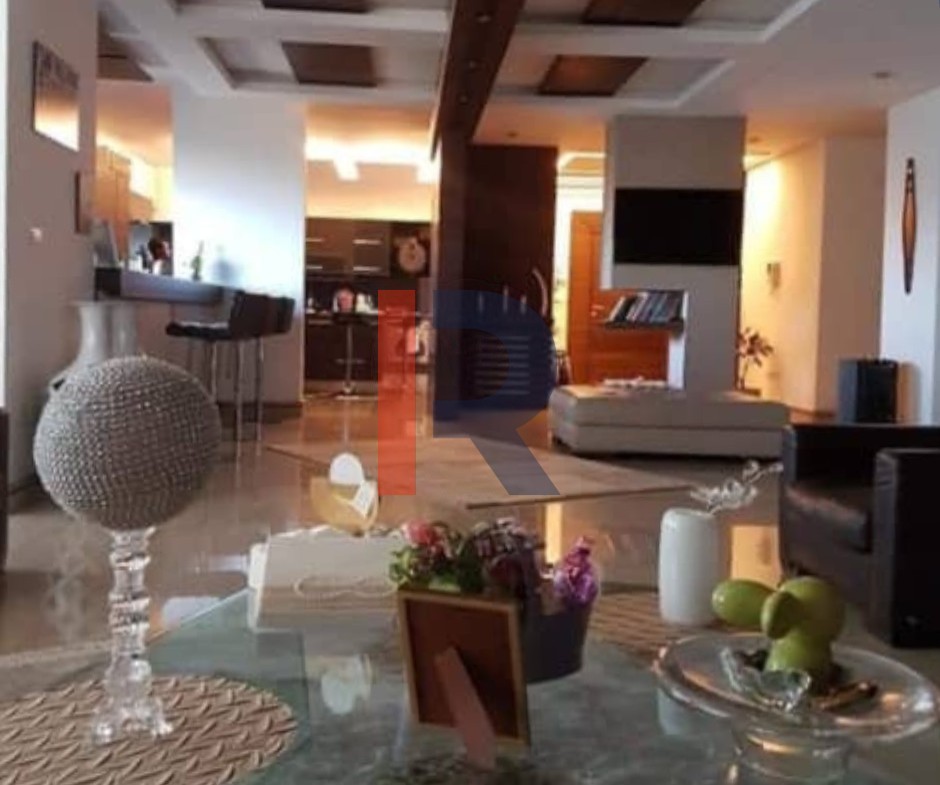 R9-3842 دوبلكس للبيع في كفرحبّاب – البترون، 528 م²، إطلالة بحرية وجبلية — الصورة 6 من 15