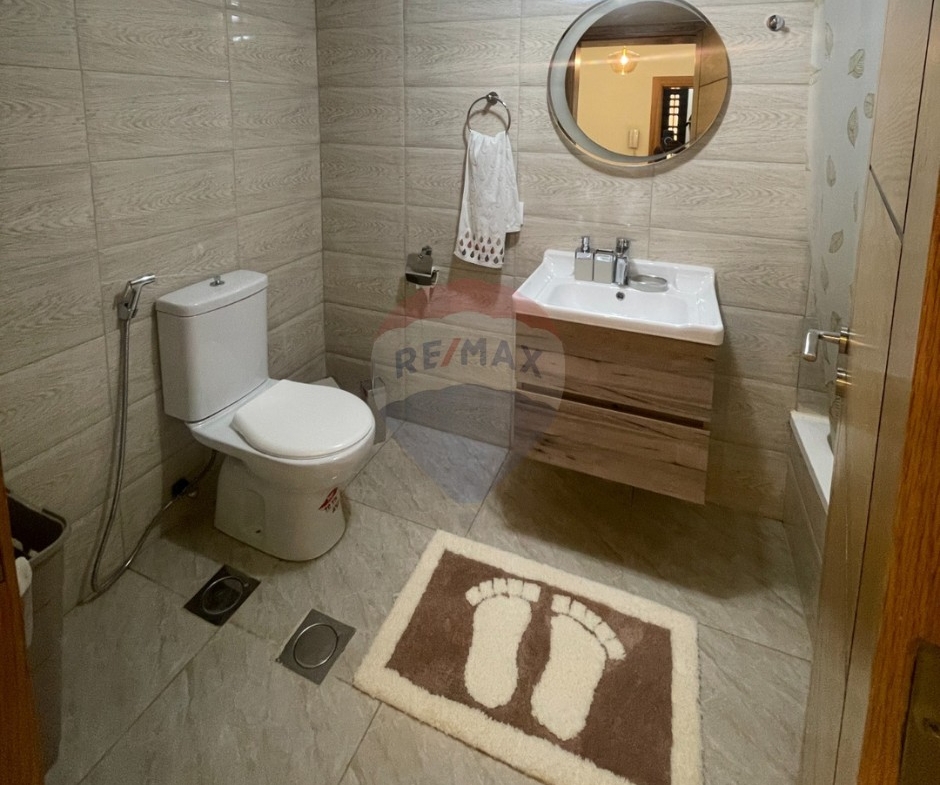 R9-3826 Furnished Apartment for Sale in Nakhleh – Koura, 140 m² + 40 m² Gardenشقة مفروشة للبيع في نخلة – الكورة، 140 م² + حديقة 40 م² — Photo 8 of 14