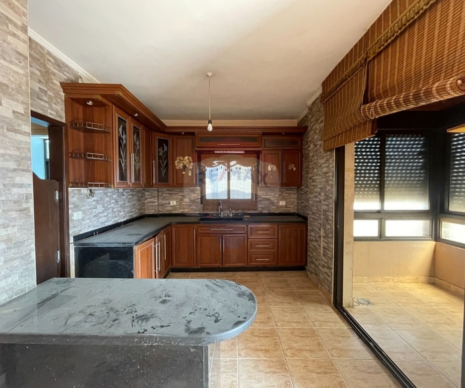 R9-3968 Apartment for Sale in Kobbeh Tripoli | 250 m² + Independent 100 m² Apartmentشقة للبيع في القبة طرابلس | 250 م² مع شقة مستقلة 100 م² — Photo 10 of 21