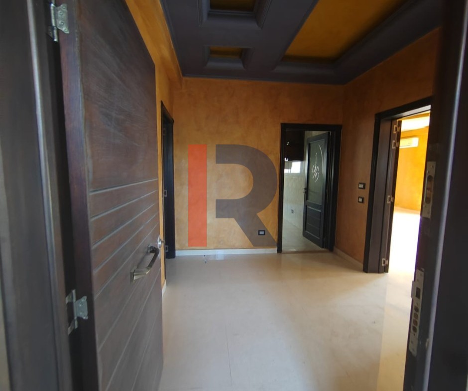 R9-3928 شقة للبيع في أبو سمرا – ساحة سعدون، طرابلس، 220 م² — الصورة 7 من 8