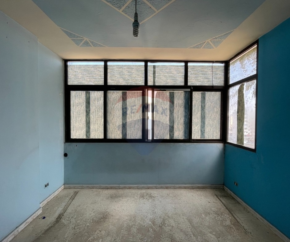 R9-3968 Apartment for Sale in Kobbeh Tripoli | 250 m² + Independent 100 m² Apartmentشقة للبيع في القبة طرابلس | 250 م² مع شقة مستقلة 100 م² — Photo 12 of 21