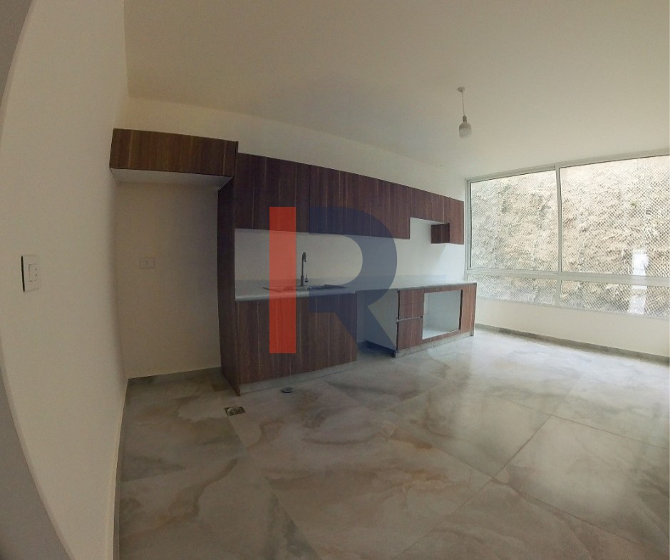 R9-3957 Triplex for Rent in Balamand – Koura, 381 m², Sea & Mountain Viewتريبلكس للإيجار في البلمند – الكورة، 381 م²، إطلالة بحرية وجبلية — Photo 17 of 22