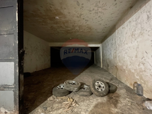 R9-3925Warehouse for Sale in Abou Samra – Tripoli, 500 m², 6 m Height, Main Road مستودع للبيع في أبو سمرا – طرابلس، 500 م²، ارتفاع 6 أمتار، على الطريق العام — Photo 2 of 9