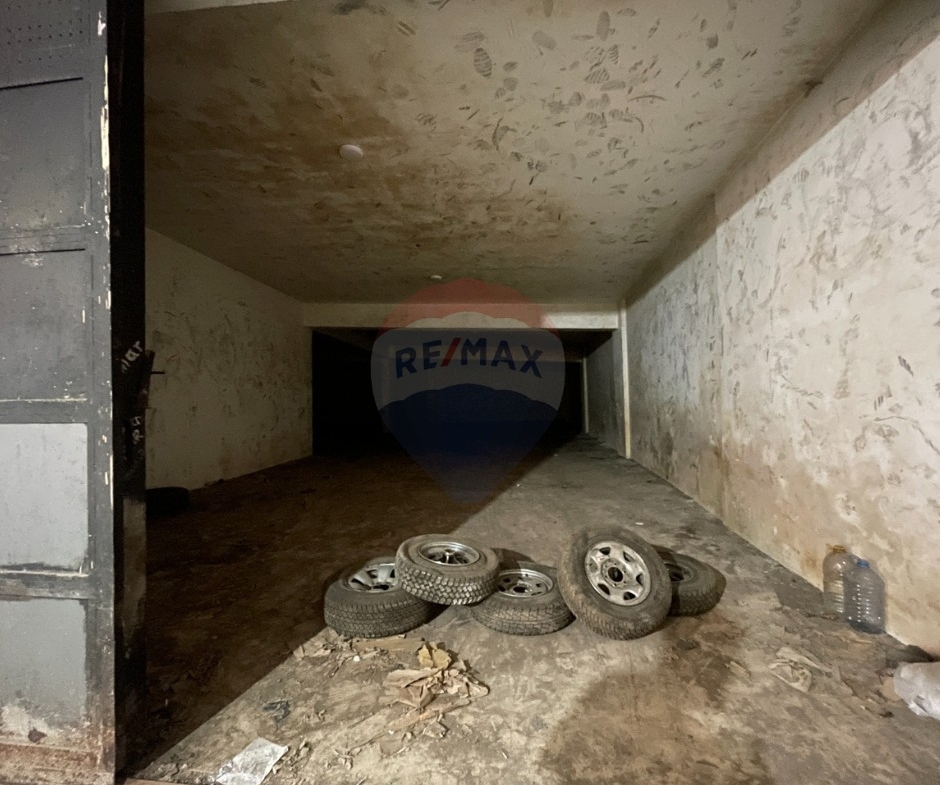 R9-3925Warehouse for Sale in Abou Samra – Tripoli, 500 m², 6 m Height, Main Road مستودع للبيع في أبو سمرا – طرابلس، 500 م²، ارتفاع 6 أمتار، على الطريق العام — Photo 2 of 9