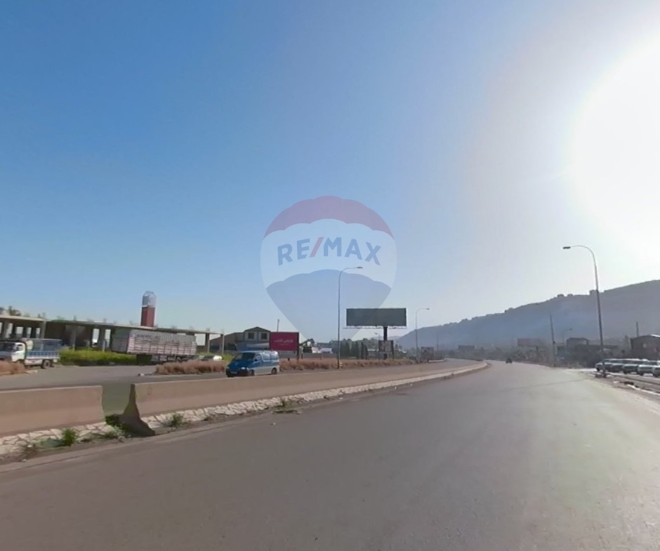 R9-3936 أرض للإيجار في حريشة قرب أوتوستراد طرابلس – بيروت، 1,770 م² — الصورة 2 من 3