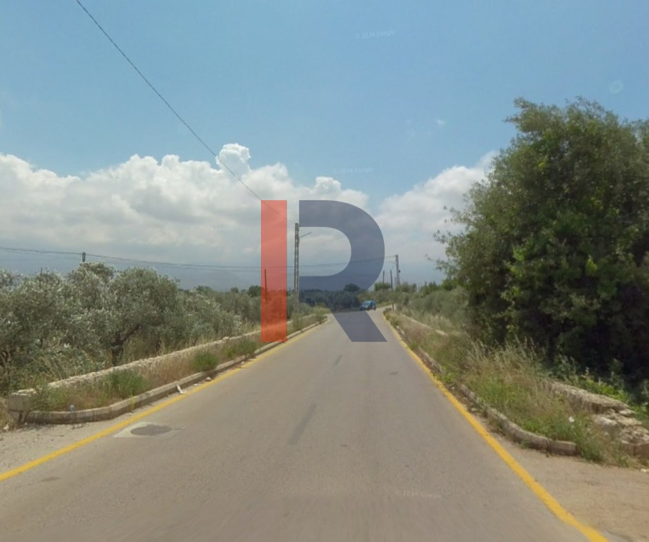 R9-3938 Land for Sale in Batroumine – Koura, 4,866 m², Zoning 20/40, Panoramic Viewأرض للبيع في بترومين – الكورة قرب شمبور، 4,866 م²، تصنيف 20/40، إطلالة بانورامية — Photo 2 of 2