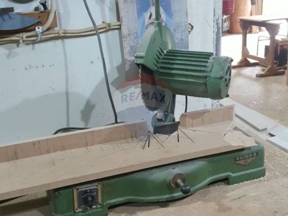 R9-3959 معمل نجارة للبيع أو للإيجار في الفنار – بيروت، 225 م² + مستودع — الصورة 3 من 9