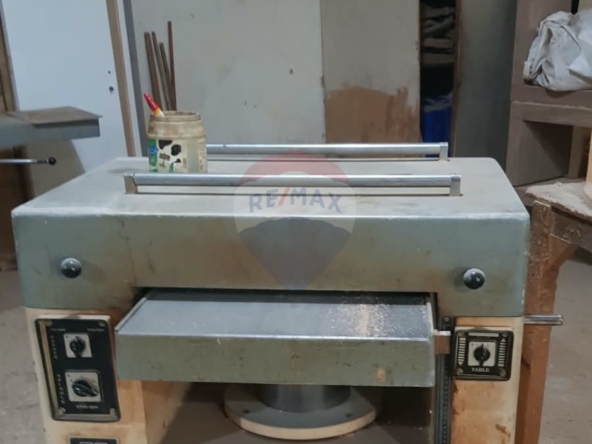R9-3959 معمل نجارة للبيع أو للإيجار في الفنار – بيروت، 225 م² + مستودع — الصورة 5 من 9