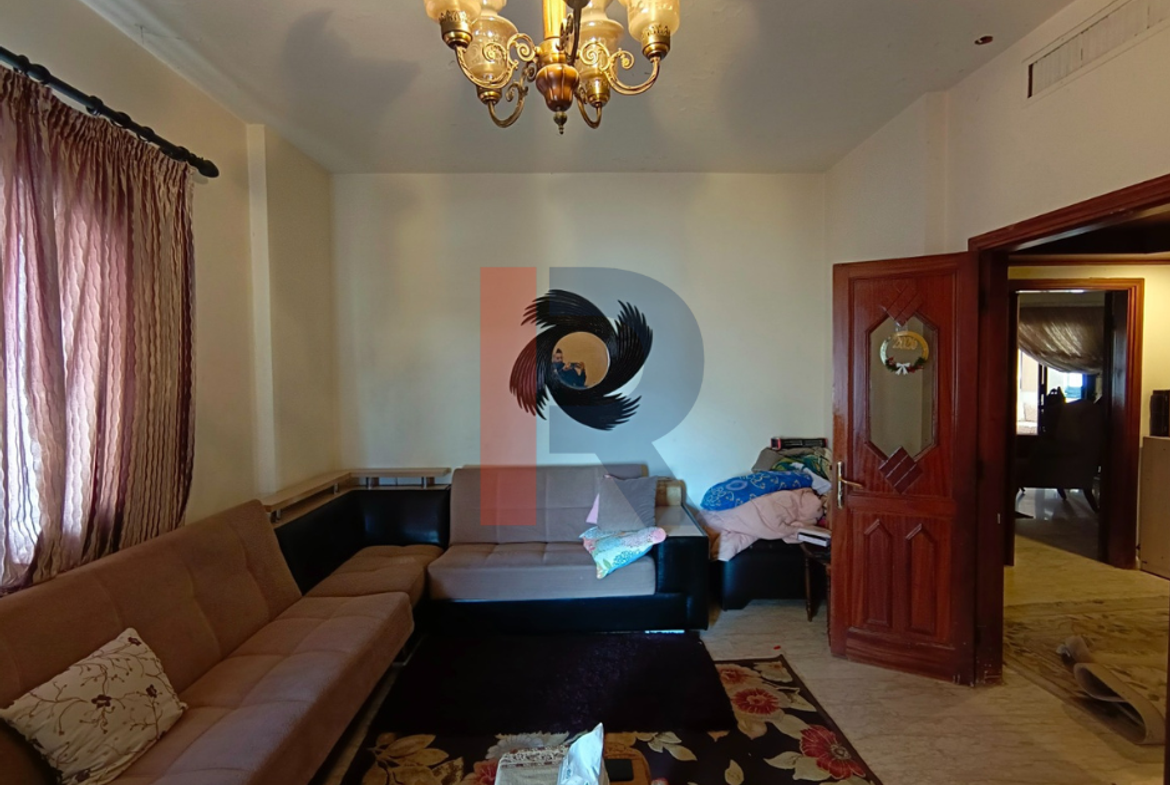 R9-4042 Grand 370m² Luxury Apartment for Sale on Miten Street Tripoli | Near Masjid El Rawda — Photo 11 of 14