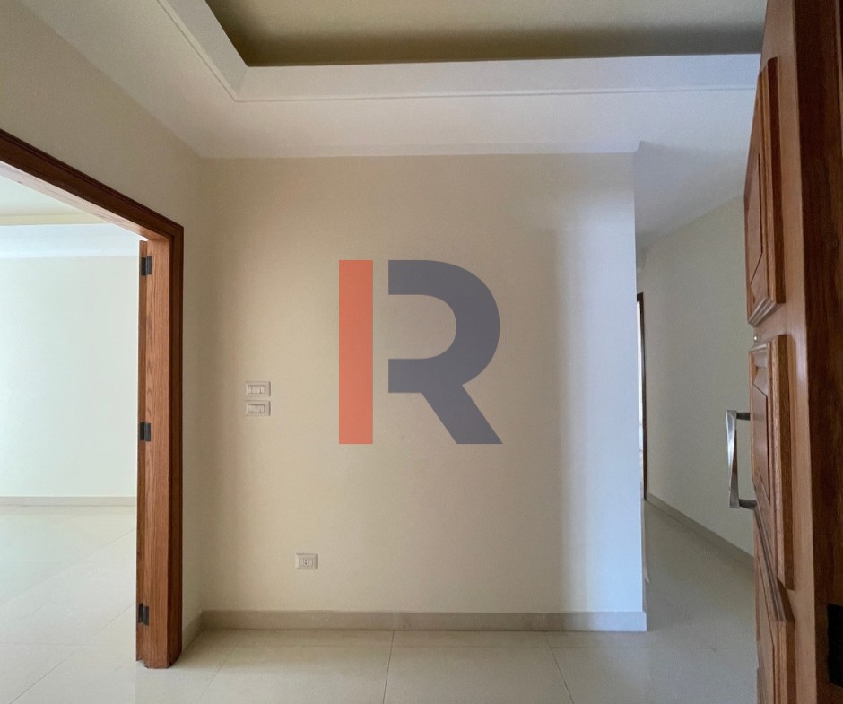 R9-3977شقة للبيع في الضم والفرز قرب طبارة طرابلس | 160 م² — الصورة 12 من 14