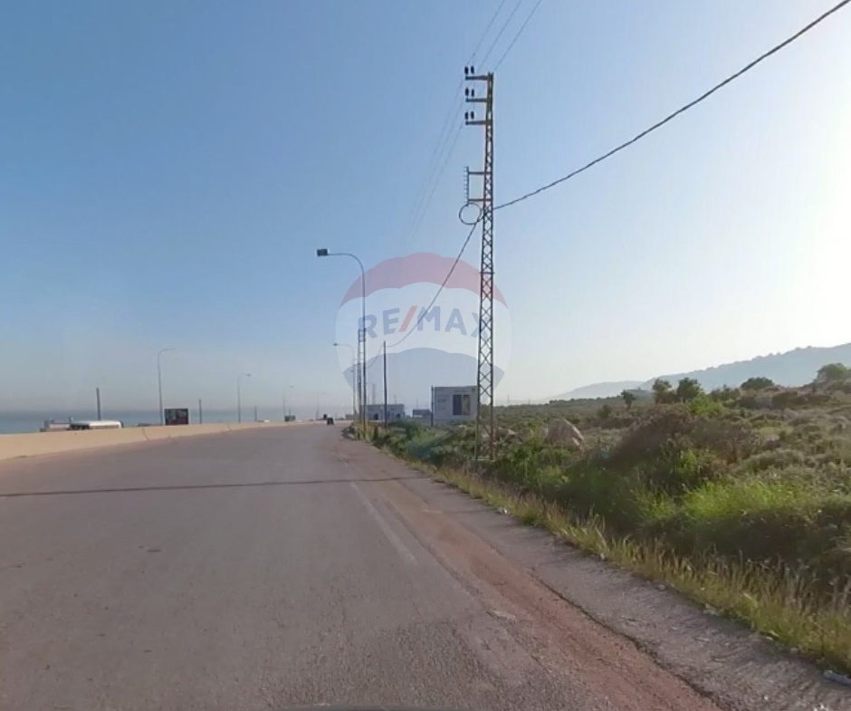 R9-3998 Sea View Land for Sale in Hraycheh Anfeh | 4,231 m² Near Marina Del Sol Resortأرض بحرية للبيع في حريشة أنفه | 4,231 م² قرب مارينا ديل سول — Photo 2 of 3