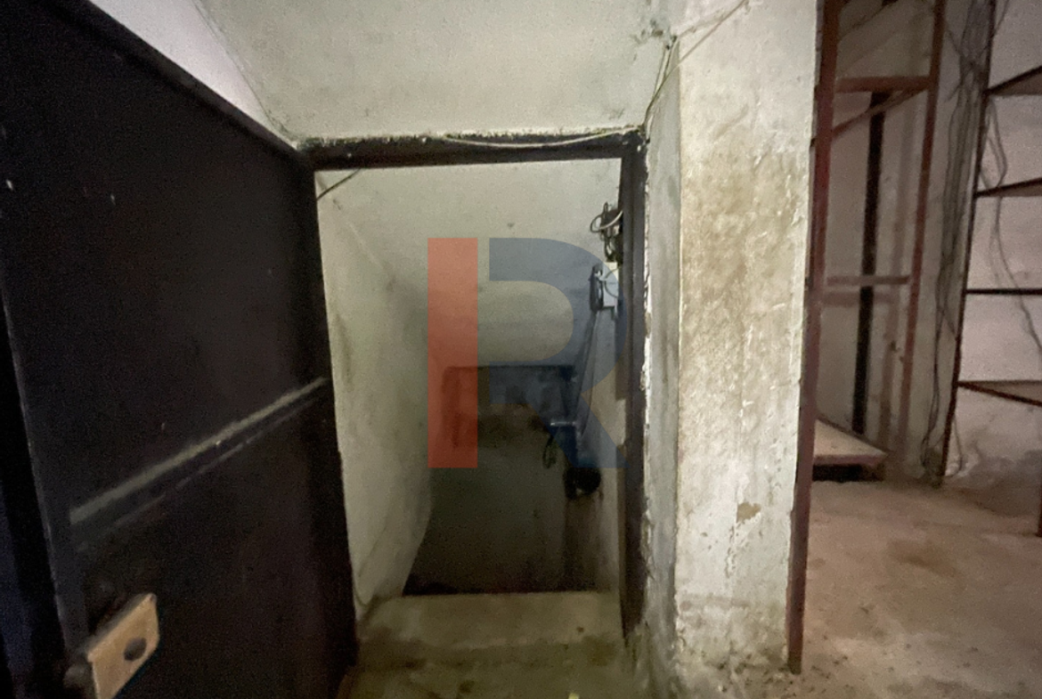 R9-4050 495m² Shop & Warehouse for Sale in Sahat El Nour Tripoli | 45m² Shop + 450m² Warehouse — Photo 2 of 8