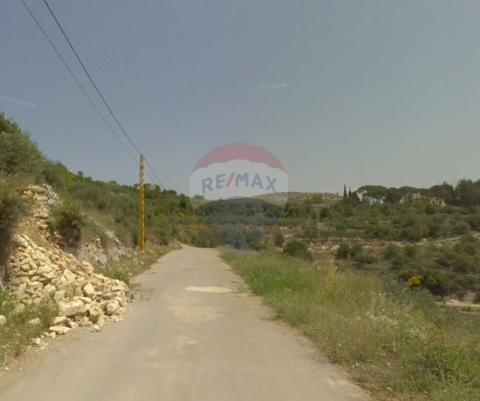 R9-4025 1,257m² Land for Sale in Ijd Ebrine Batroun | Zoning 25/50 ارض 1257م للبيع في إجد عبرين البترون تصنيف 25/50 — Photo 2 of 4