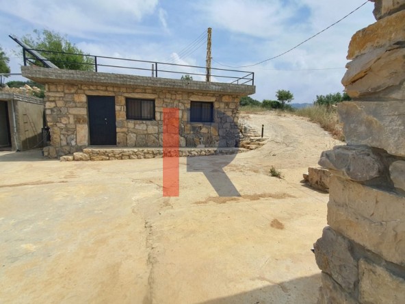R9-3982 Land with Guest Houses for Sale in Chabtine Batroun | 2,925 m² | Pool & Expansion Permit — Photo 5 sur 5