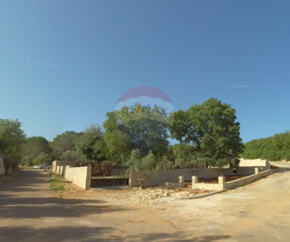 R9-3992 Land for Sale in Nakhleh Koura | 1,500 m² | 20/40 Zoningأرض للبيع في النخلة الكورة | 1,500 م² | تصنيف 20/40 — Photo 3 of 3